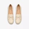 Mocassini da donna Elliotte Sail in pelle color crema Mocassini da donna Elliotte Sail in pelle color crema