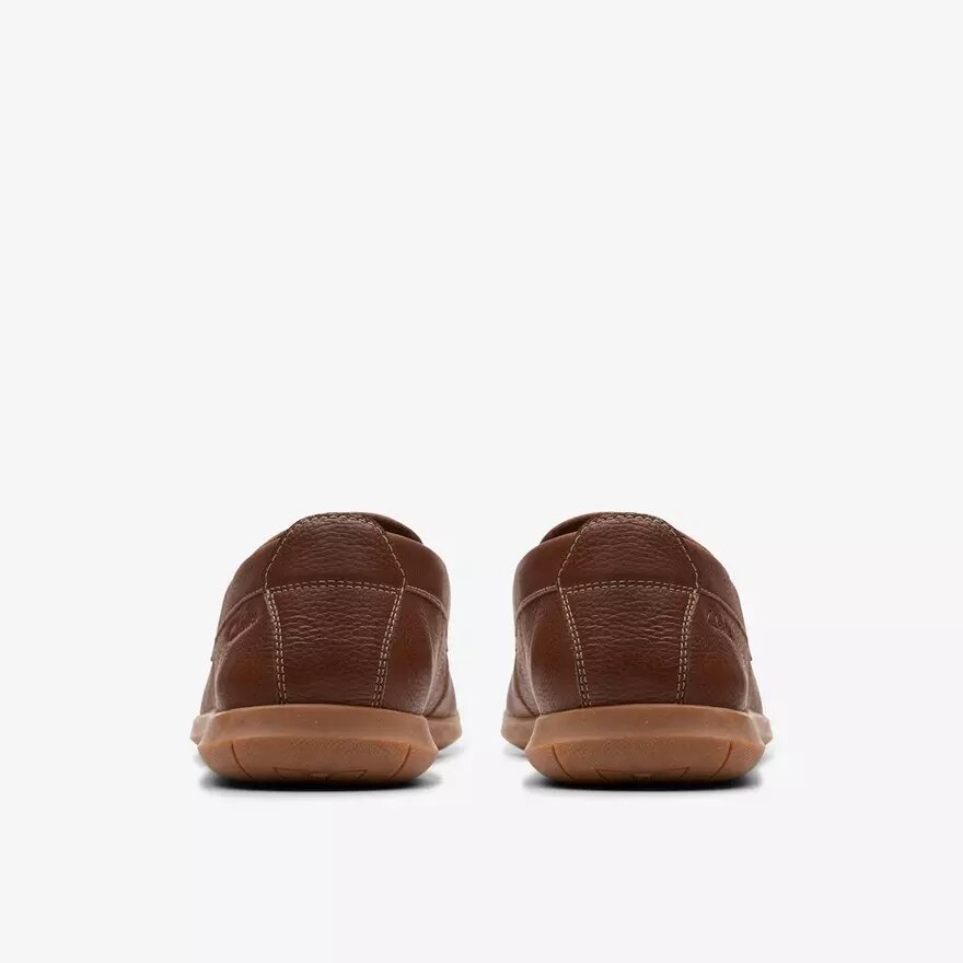 Mocassini da uomo Flexway Step in pelle marrone chiaro, modello slip-on Mocassini da uomo Flexway Step in pelle marrone chiaro, modello slip-on