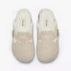 Pantofole da donna Cory Buckle color kaki Pantofole da donna Cory Buckle color kaki