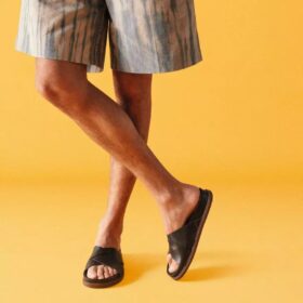 Sandali bassi da uomo Torford Cross in pelle marrone Sandali bassi da uomo Torford Cross in pelle marrone