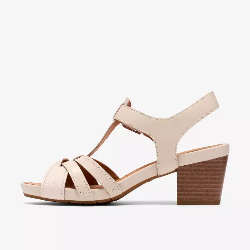 Sandali con tacco da donna Kymber Glow in pelle color crema Sandali con tacco da donna Kymber Glow in pelle color crema