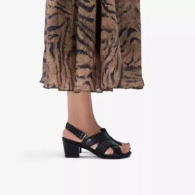 Sandali con tacco in pelle nera Kymber Shine da donna