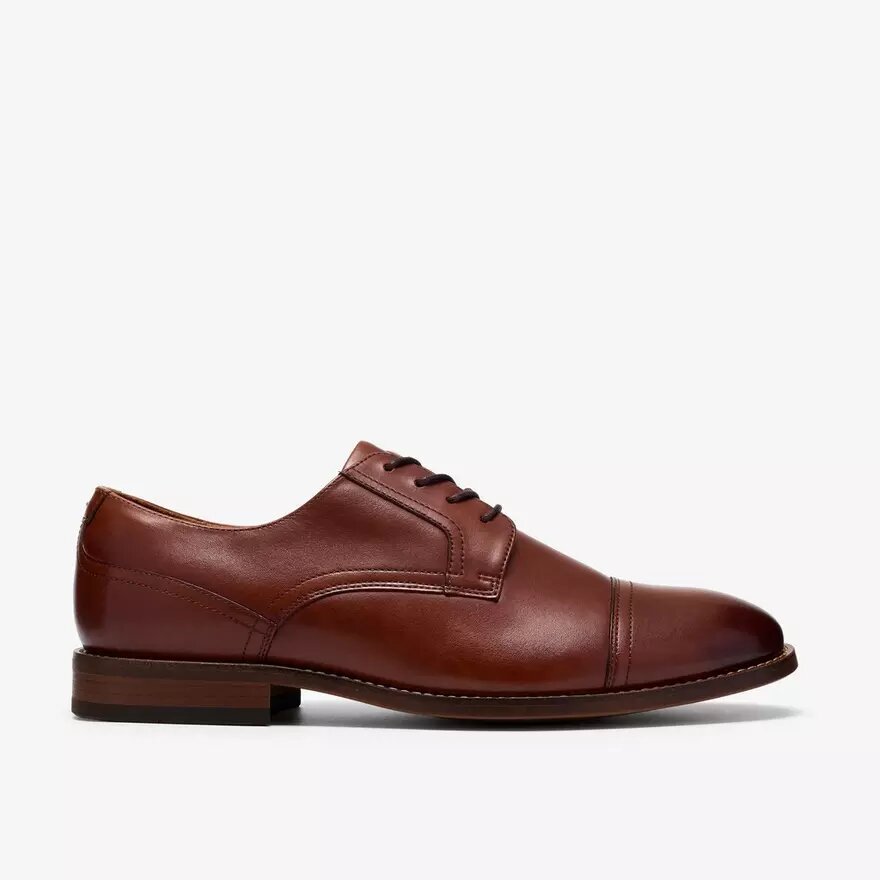 Scarpe brogue da uomo Bowburn Cap in pelle marrone chiaro Scarpe brogue da uomo Bowburn Cap in pelle marrone chiaro