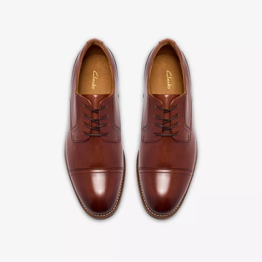 Scarpe brogue da uomo Bowburn Cap in pelle marrone chiaro Scarpe brogue da uomo Bowburn Cap in pelle marrone chiaro