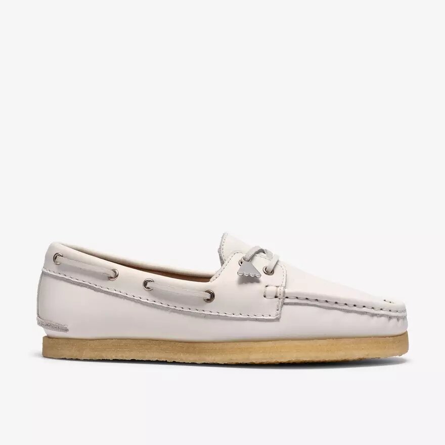 Scarpe da barca da donna Godney Boat in pelle martellata bianca Scarpe da barca da donna Godney Boat in pelle martellata bianca