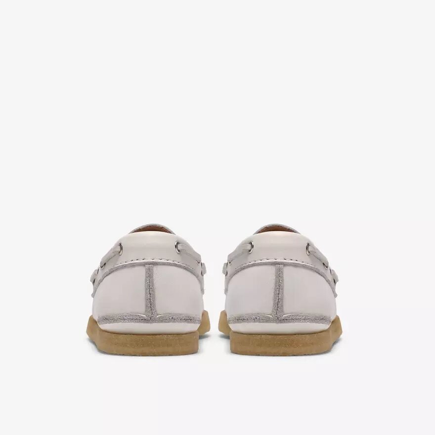 Scarpe da barca da donna Godney Boat in pelle martellata bianca Scarpe da barca da donna Godney Boat in pelle martellata bianca