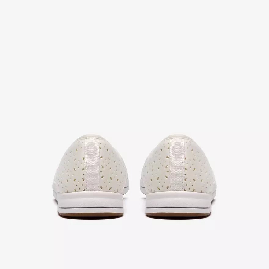 Scarpe da donna Breeze Lily bianche Slip-on senza lacci Scarpe da donna Breeze Lily bianche Slip-on senza lacci
