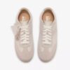 Scarpe da donna Tor Low in pelle scamosciata bianco sporco stringate Scarpe da donna Tor Low in pelle scamosciata bianco sporco stringate