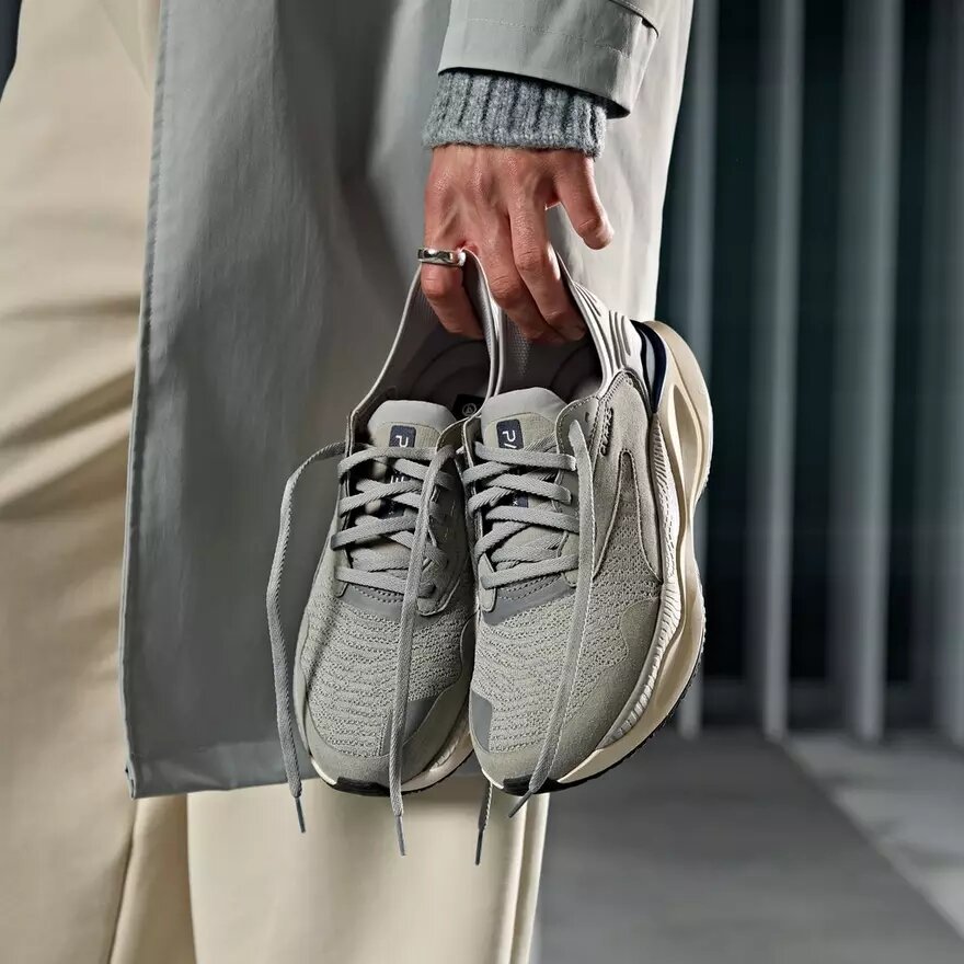 Scarpe da passeggio da uomo Pace Walk grigie Scarpe da passeggio da uomo Pace Walk grigie