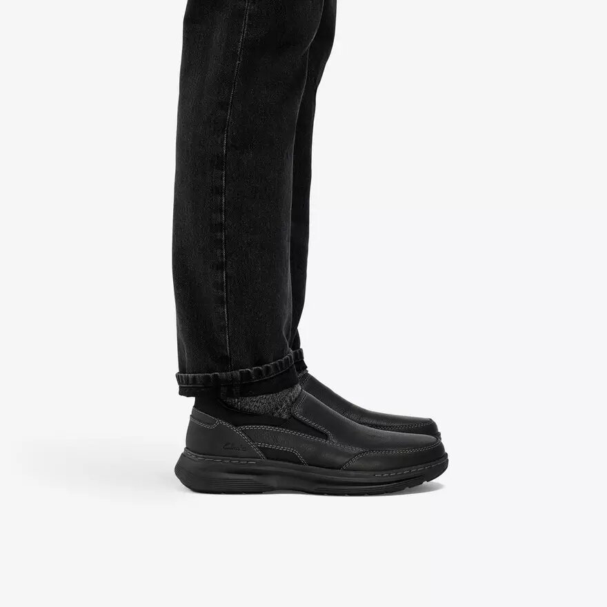 Scarpe da uomo Craftwell Step nere in pelle scamosciata, senza lacci Scarpe da uomo Craftwell Step nere in pelle scamosciata, senza lacci