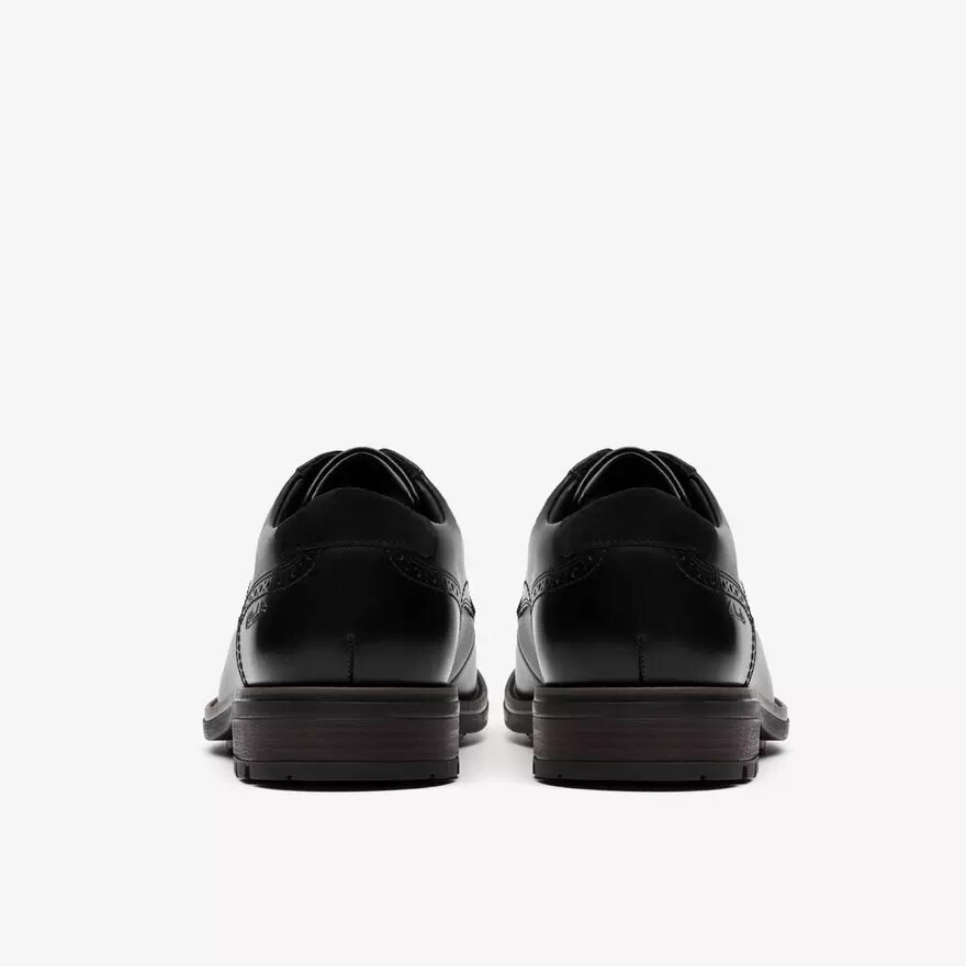 Scarpe da uomo Emmet lisce in pelle liscia nera Scarpe da uomo Emmet lisce in pelle liscia nera
