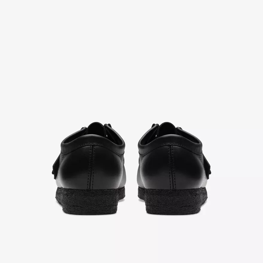 Scarpe da uomo Wallabee™ in pelle nera Scarpe da uomo Wallabee™ in pelle nera