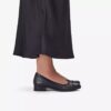 Scarpe slip-on da donna Krystine May in pelle nera