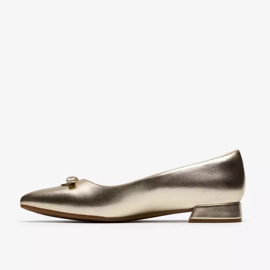 Scarpe slip-on da donna Natalyn Trim in oro metallizzato | Clark Scarpe slip-on da donna Natalyn Trim in oro metallizzato | Clark