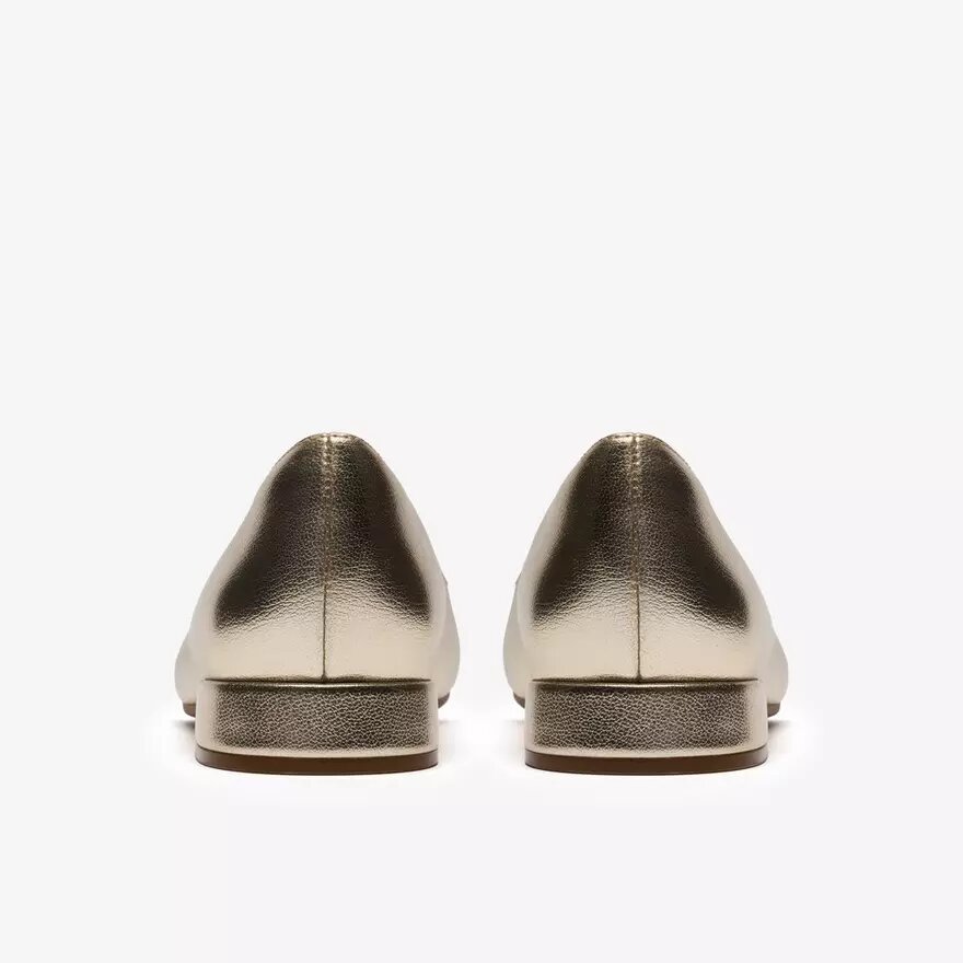 Scarpe slip-on da donna Natalyn Trim in oro metallizzato | Clark Scarpe slip-on da donna Natalyn Trim in oro metallizzato | Clark