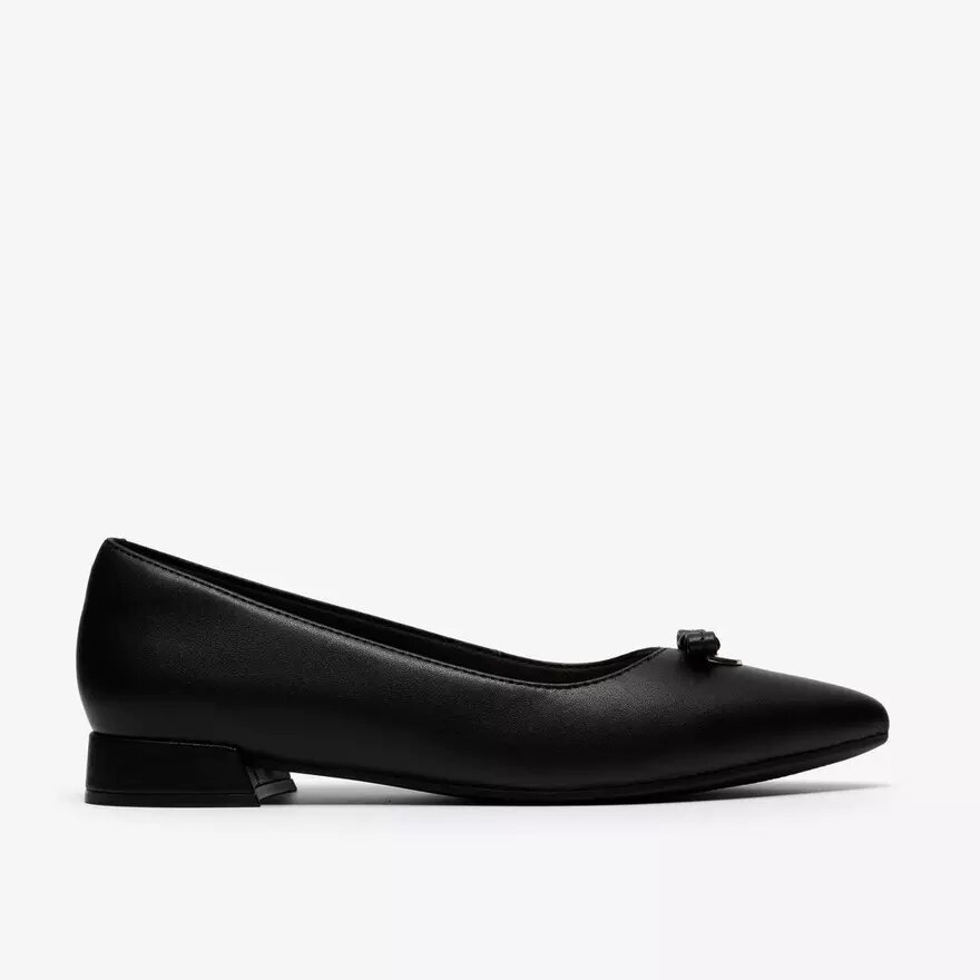 Scarpe slip-on da donna Natalyn Trim in pelle nera Scarpe slip-on da donna Natalyn Trim in pelle nera