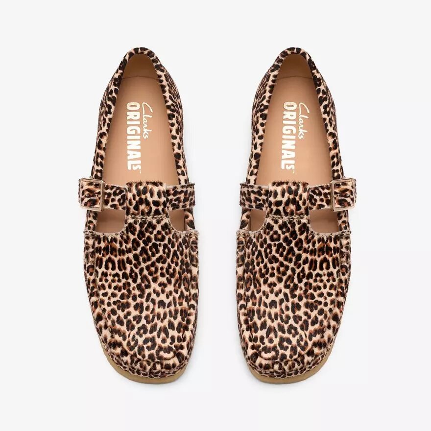 Scarpe Wallabee da donna con barra a T e stampa leopardata Scarpe Wallabee da donna con barra a T e stampa leopardata