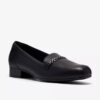 Slip-on da donna Juliet Mia in pelle nera Slip-on da donna Juliet Mia in pelle nera