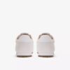 Sneakers da donna Moritz Lo2 in pelle scamosciata bianco sporco Sneakers da donna Moritz Lo2 in pelle scamosciata bianco sporco
