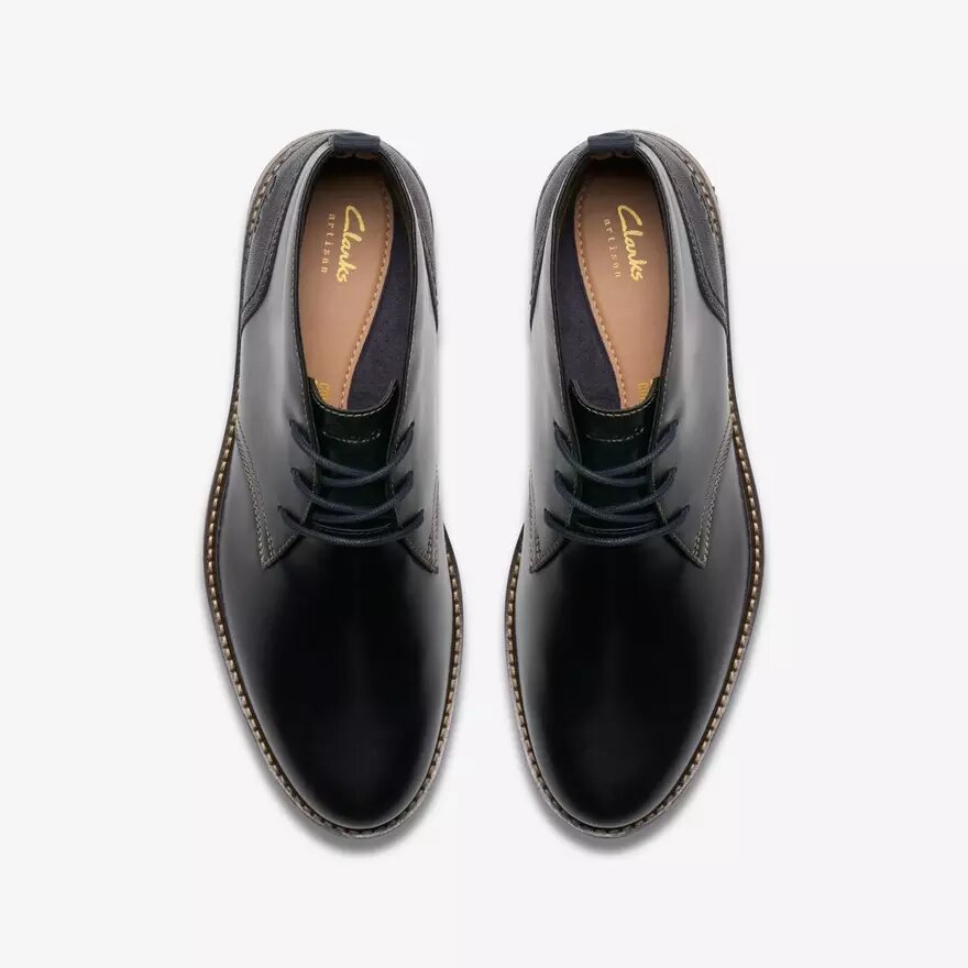 Stivaletti da uomo Monahan Chukka in pelle liscia nera Stivaletti da uomo Monahan Chukka in pelle liscia nera