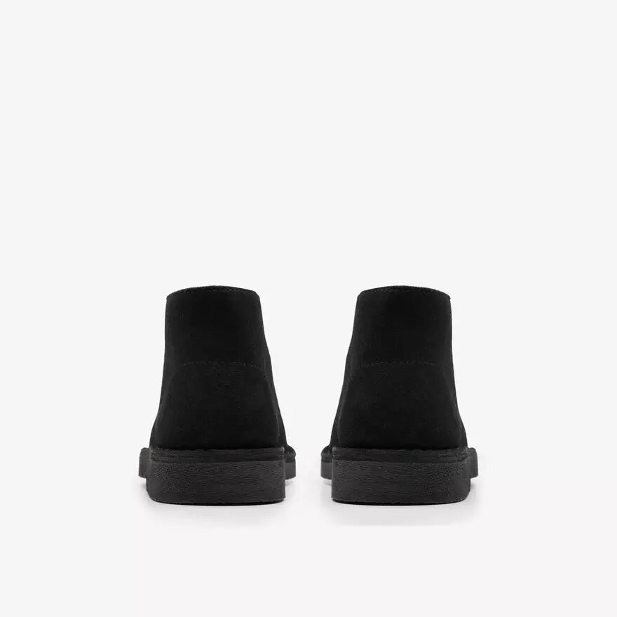 Stivaletti Desert Boot da ragazzo, modello più grande, in pelle scamosciata nera, taglie USA Stivaletti Desert Boot da ragazzo, modello più grande, in pelle scamosciata nera, taglie USA