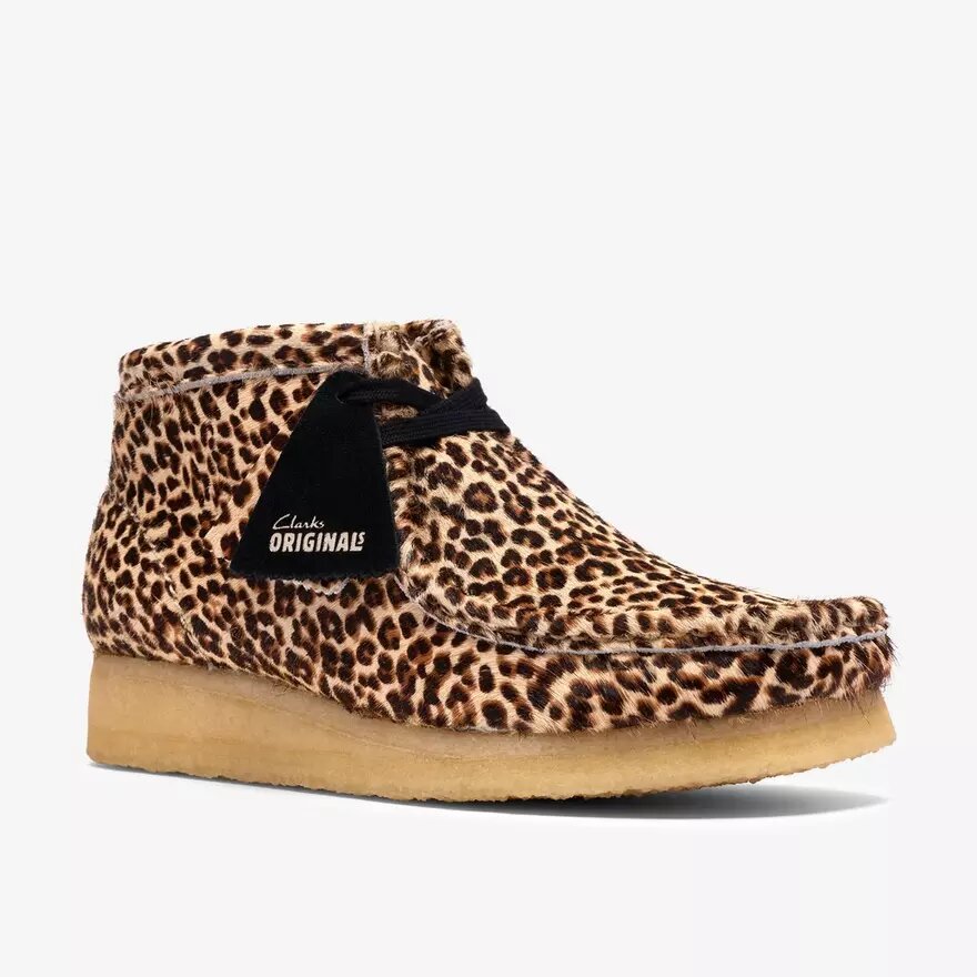 Stivali Wallabee da donna con stampa leopardata Stivali Wallabee da donna con stampa leopardata