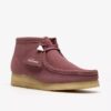 Stivali Wallabee da donna. Pelle scamosciata marrone rosato Stivali Wallabee da donna. Pelle scamosciata marrone rosato