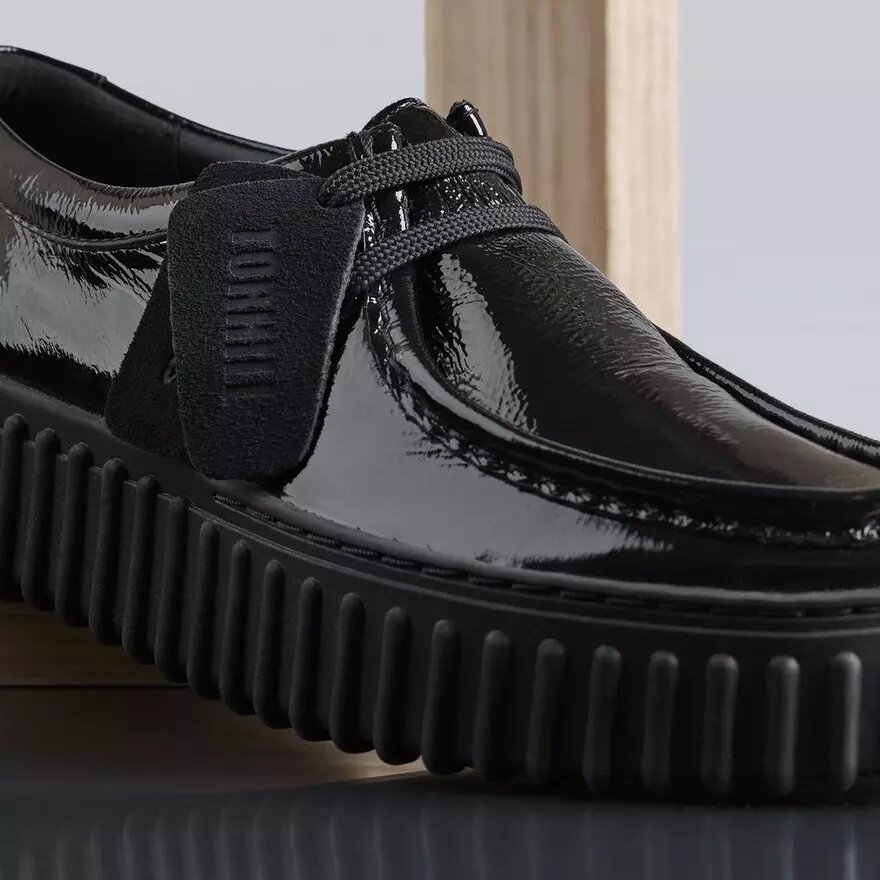 Torhill Bee Wallabee da donna in vernice nera Torhill Bee Wallabee da donna in vernice nera