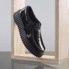 Torhill Bee Wallabee da donna in vernice nera Torhill Bee Wallabee da donna in vernice nera