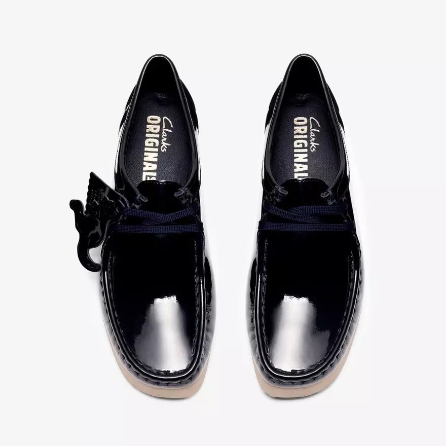 Wallabee 2604 da donna in vernice blu navy Wallabee 2604 da donna in vernice blu navy