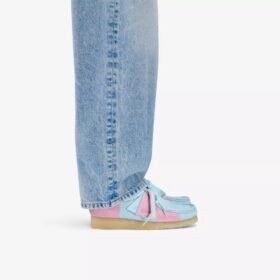 Wallabee da donna a righe azzurro-rosa