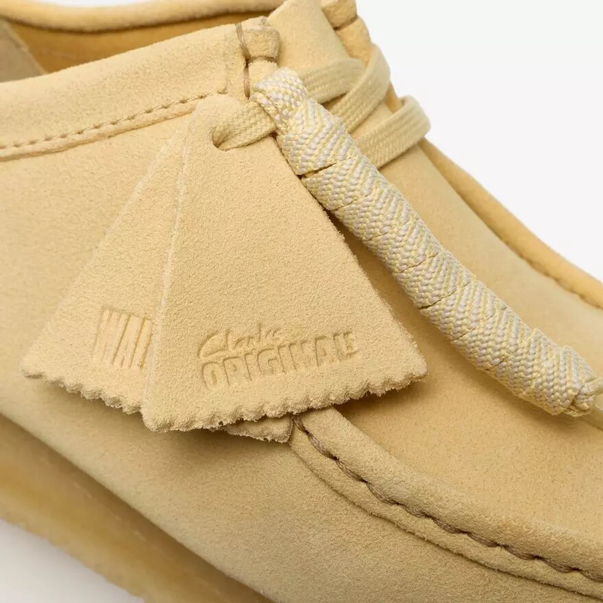 Wallabee da uomo in pelle scamosciata giallo pallido Wallabee da uomo in pelle scamosciata giallo pallido