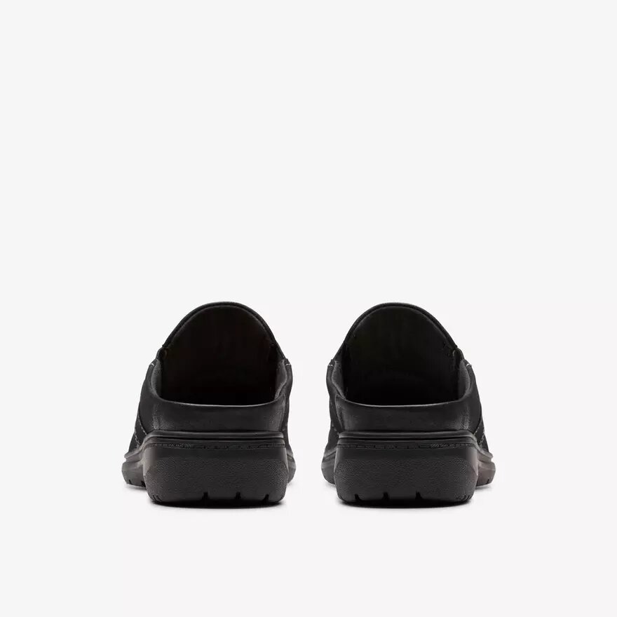 Zoccoli e Mules da donna Carleigh Viola in nabuk nero Zoccoli e Mules da donna Carleigh Viola in nabuk nero